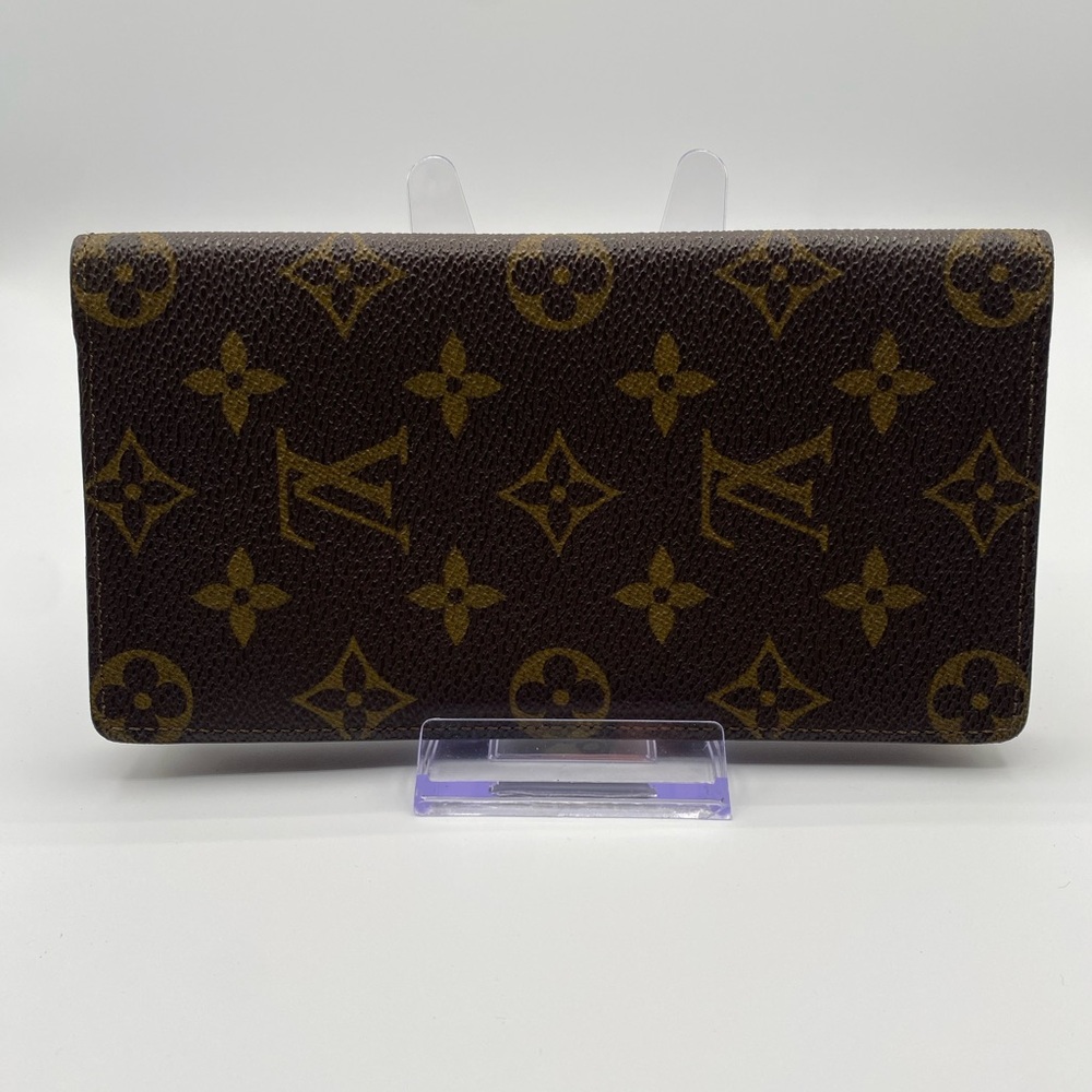 Louis Vuitton Brazza Monogram Wallet